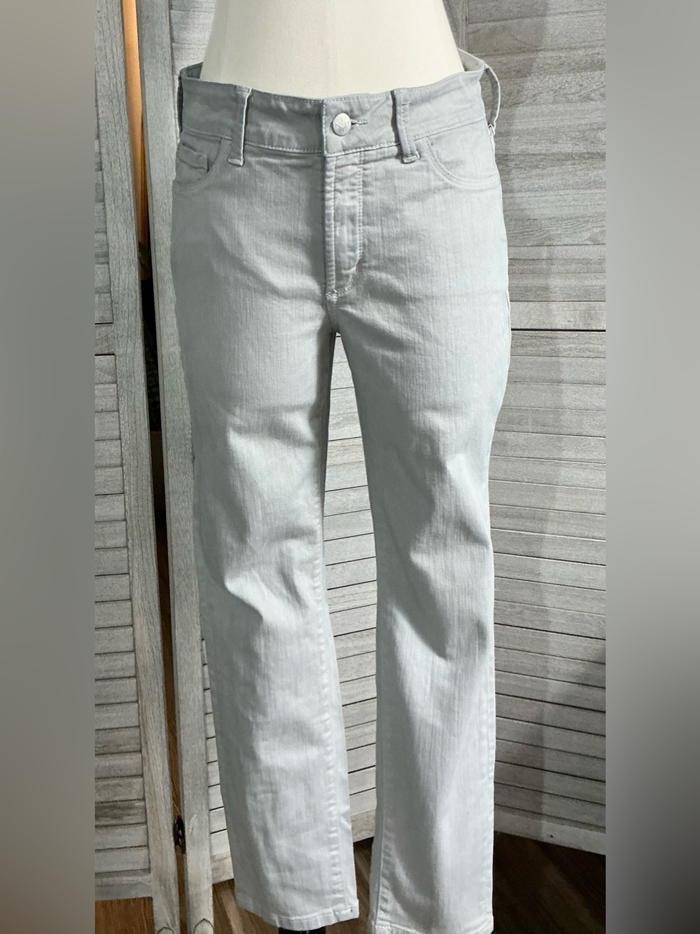 NYDJ Alina Convertible Ankle Jeans Women’s 8P Light Gray Lift Tuck